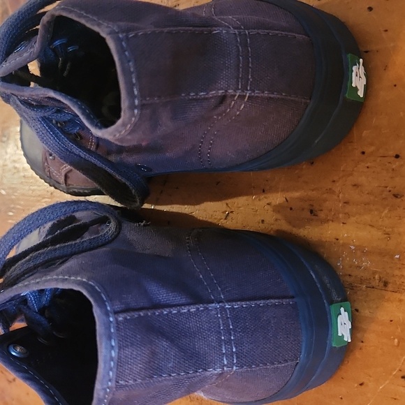 PF Flyers Black High Top Lace Up Shoes Mens 8, Womens 9.5 - Picture 2 of 11